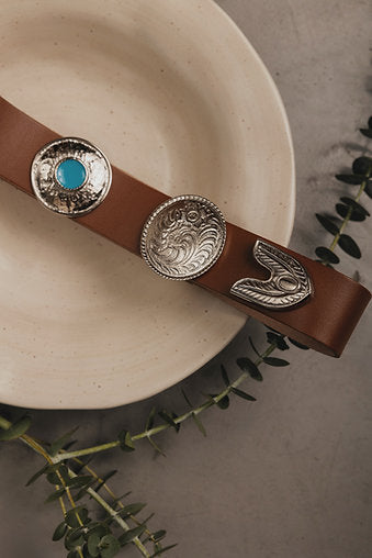 "More than a woman" leather belt