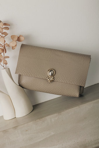 "I turn to you" shoulder bag, stone beige
