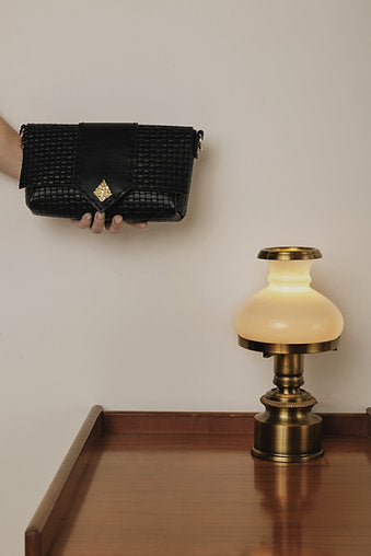 "Old and wise" shoulder bag, *limited*, black