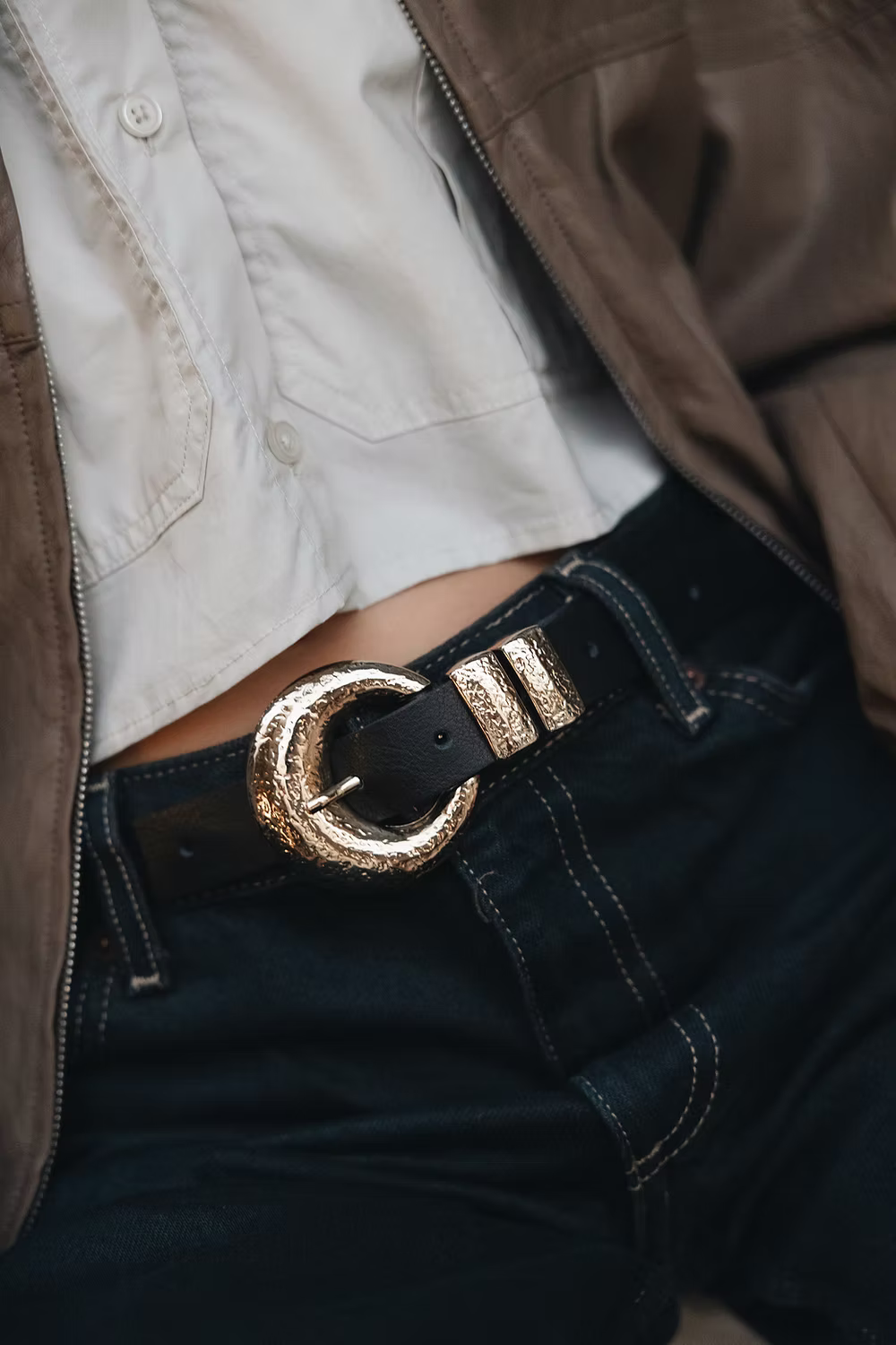 “Double vision” leather belt