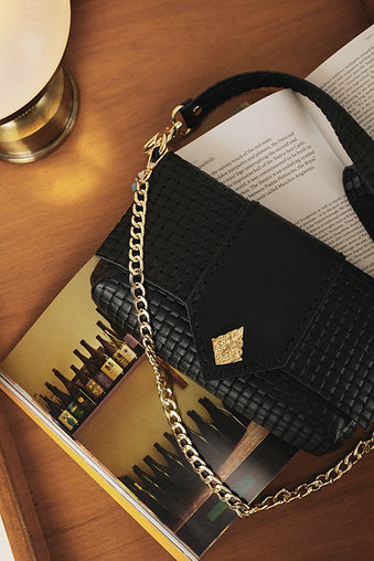 "Old and wise" shoulder bag, *limited*, black