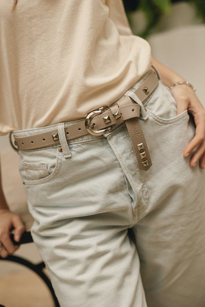 "Electric feel" leather belt