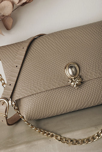"I turn to you" shoulder bag, stone beige