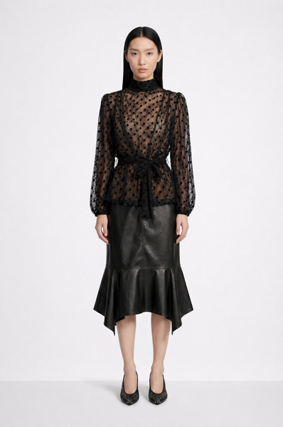ROSETTE BLACK LACE TOP